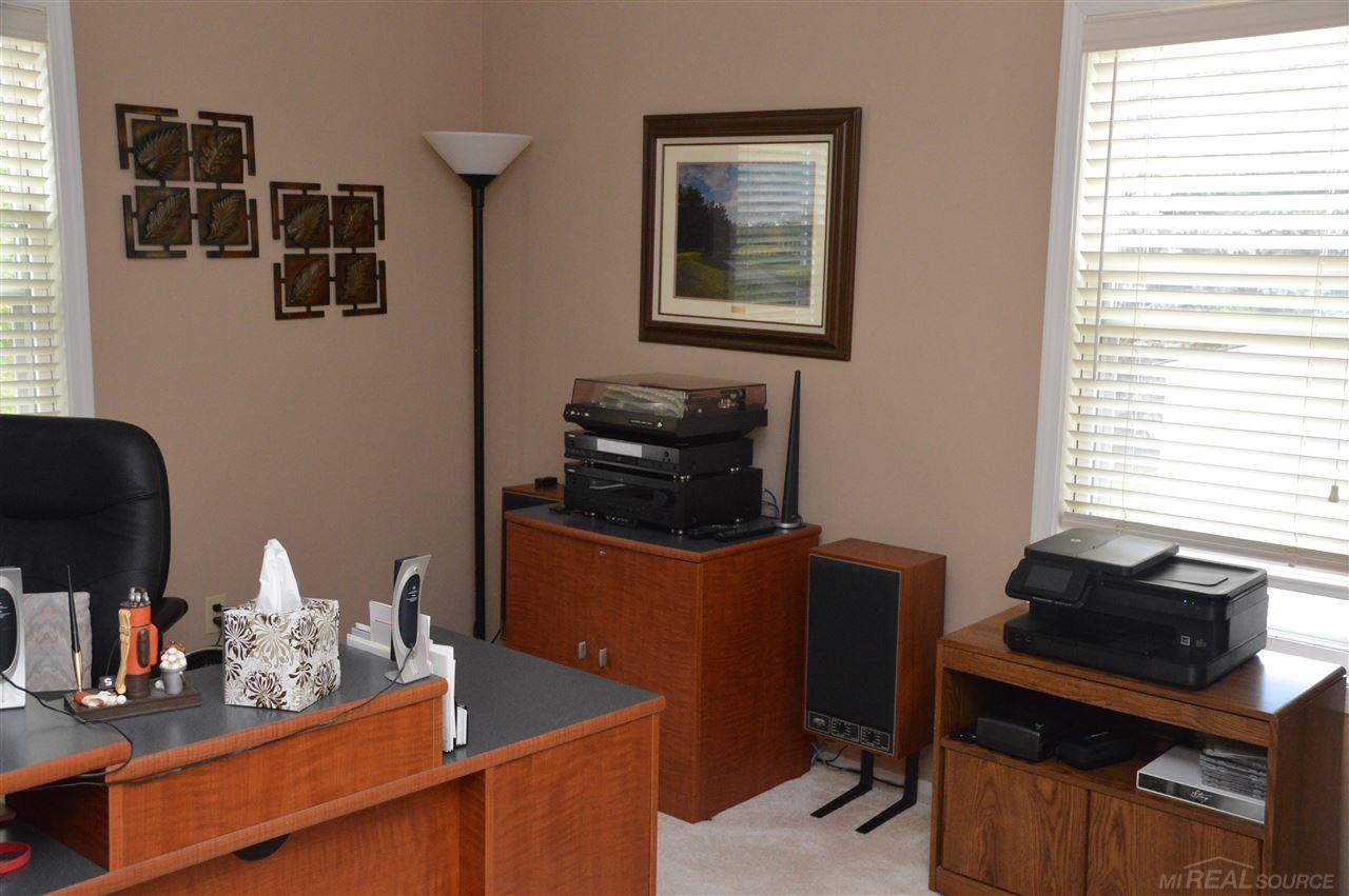 1385 West Fairview Lane Rochester Hills, MI 48306 - Photo 16 of 24