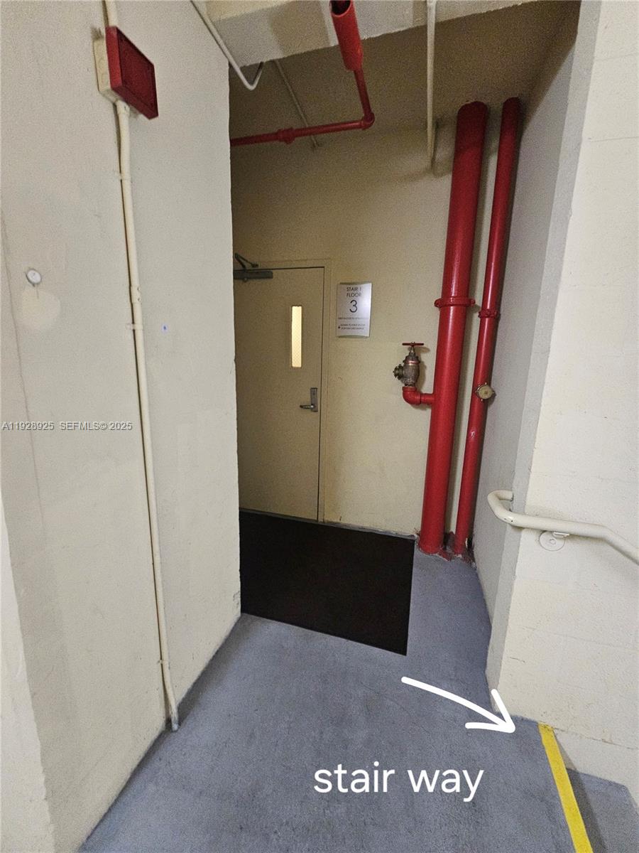 7350 Southwest 89th Street, Unit 315S Miami, FL 33156 - Photo 18 of 21 a view of walk in closet