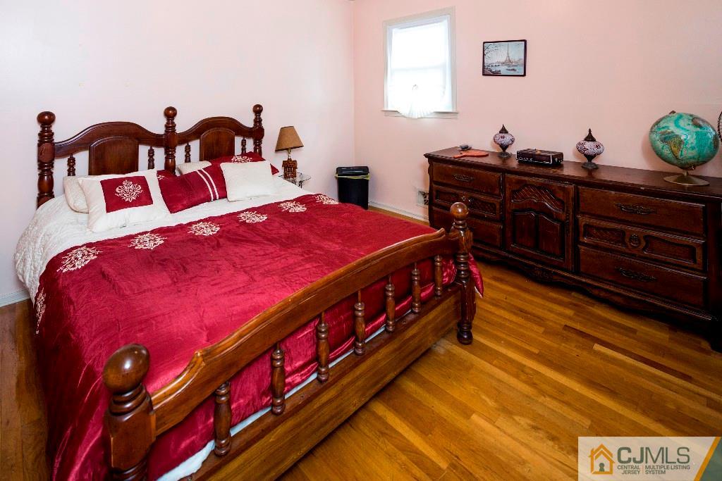 15 Myrtle Road East Brunswick, NJ 08816 - Photo 18 of 25 Gallery Image 18