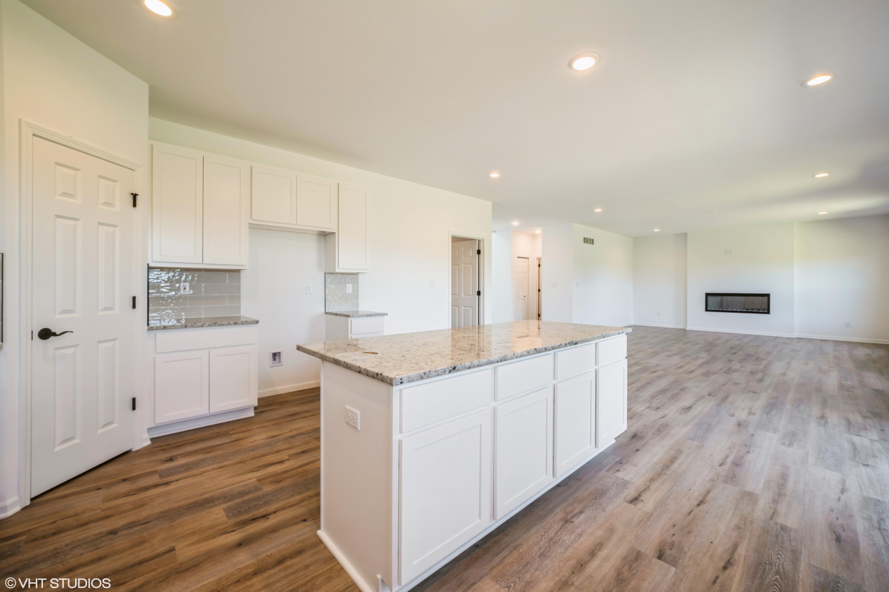 10510 Kansas Street Crown Point, IN 46307 - Photo 10 of 25 3000x2000