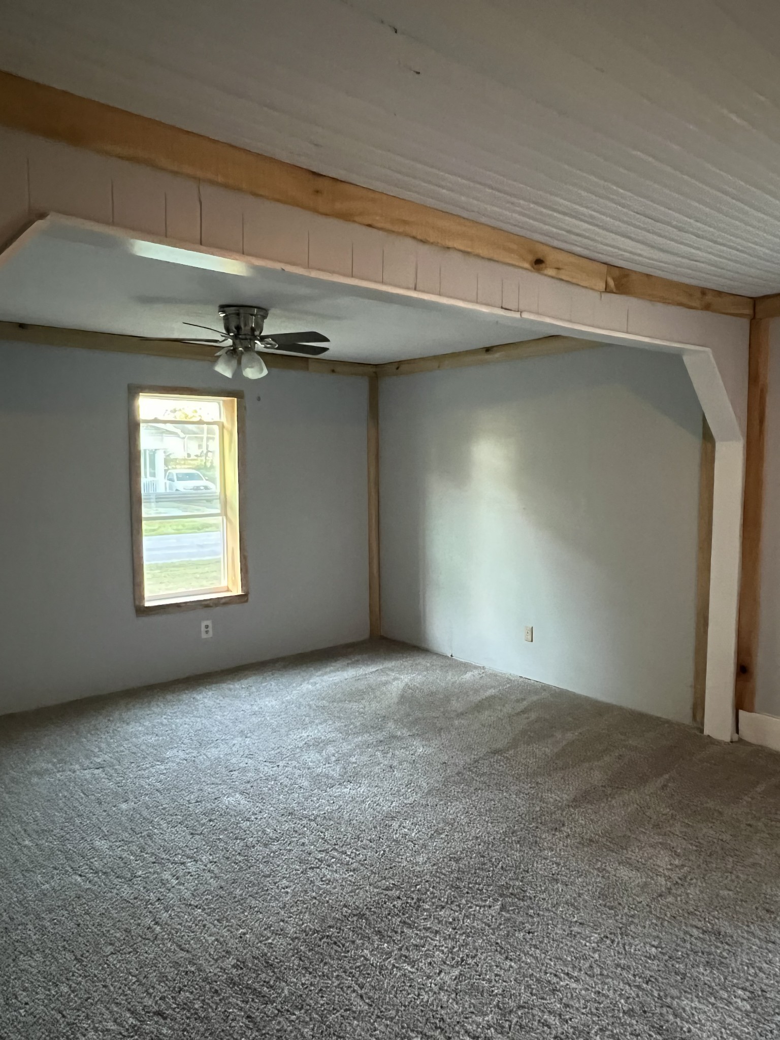 8987 Lyles Road Lyles, TN 37098 - Photo 29 of 33 an empty room with windows