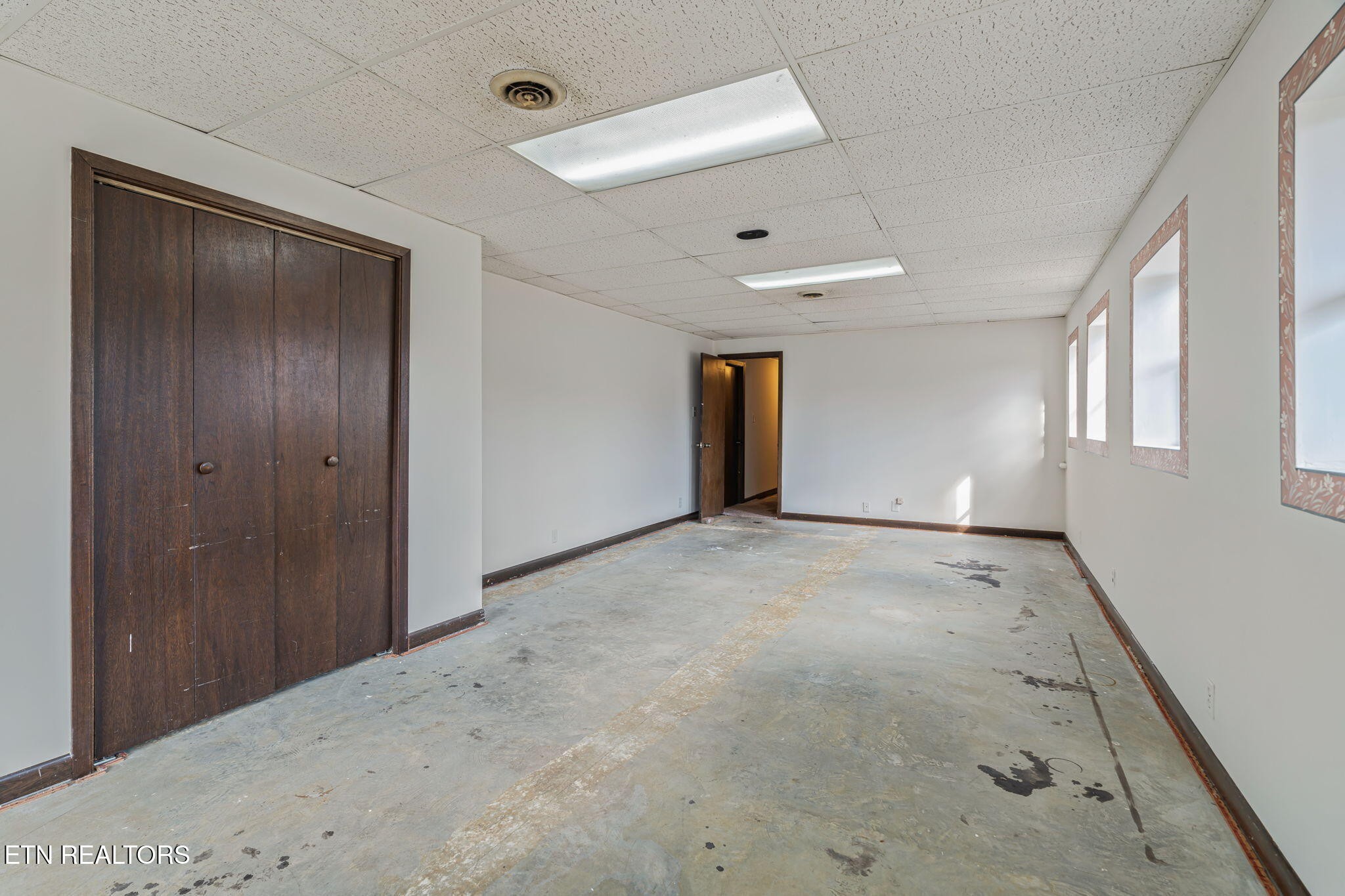 115 Jamie Street Maynardville, TN 37807 - Photo 27 of 58 a view of an empty room