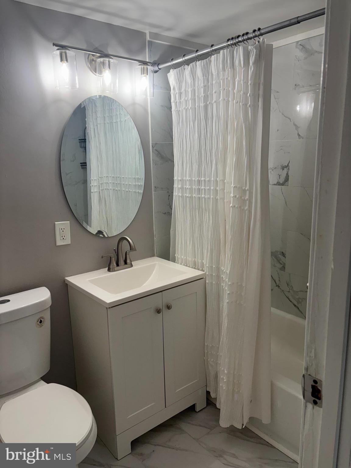 9276 Adelphi Road, Unit 201 Hyattsville, MD 20783 - Photo 5 of 10
