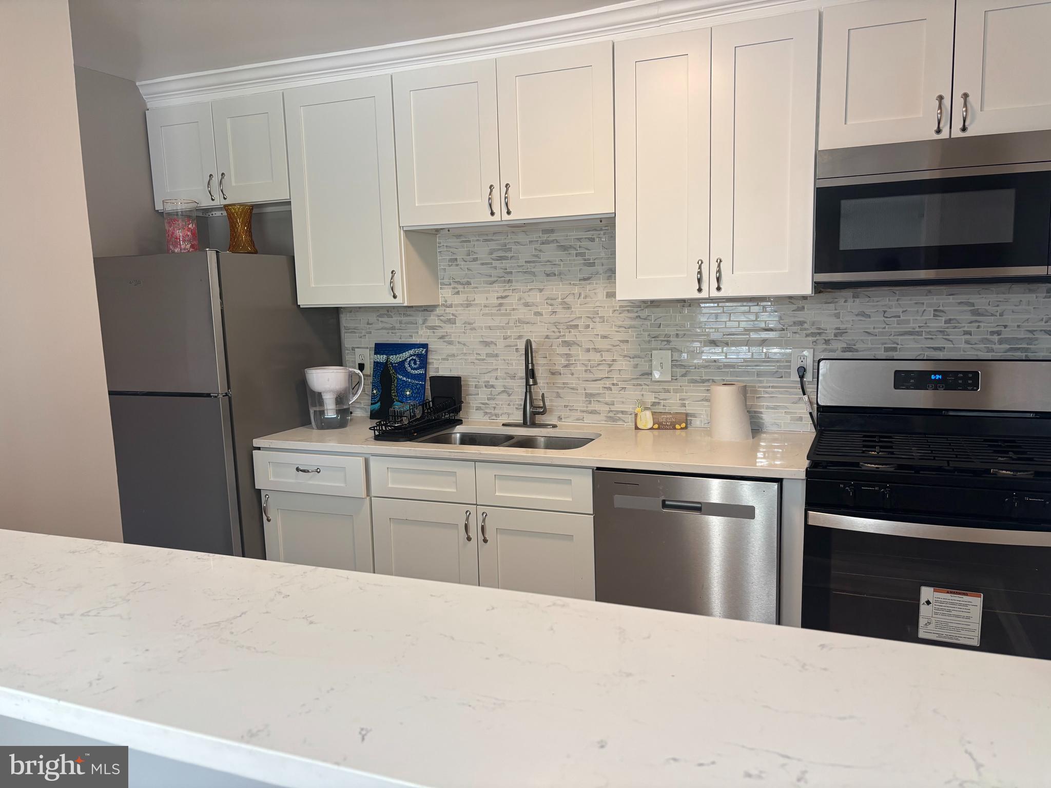 9276 Adelphi Road, Unit 201 Hyattsville, MD 20783 - Photo 8 of 10