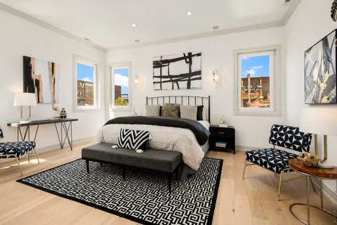 $2,195,000 | 4846 North Hermitage Avenue, Chicago, IL 60640