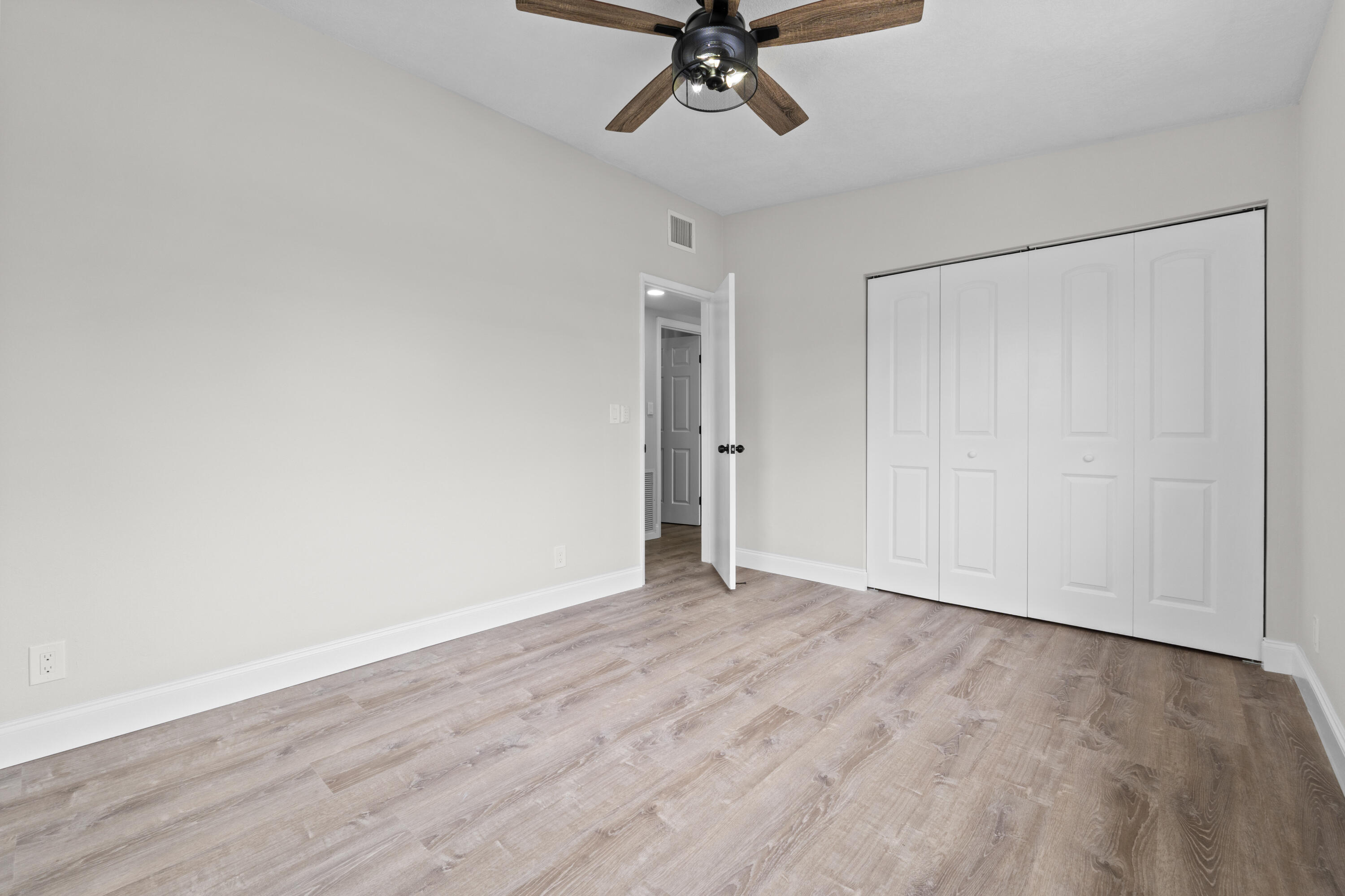 2415 Lewis Road West Palm Beach, FL 33415 - Photo 19 of 31 DSC03353