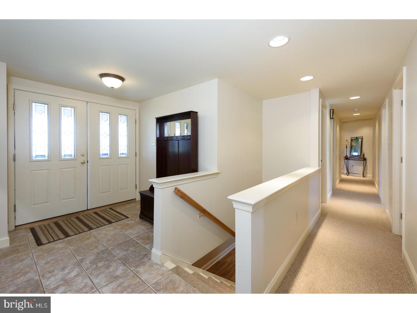 96 Kulp Road Pottstown, PA 19465 - Photo 6 of 25 Foyer