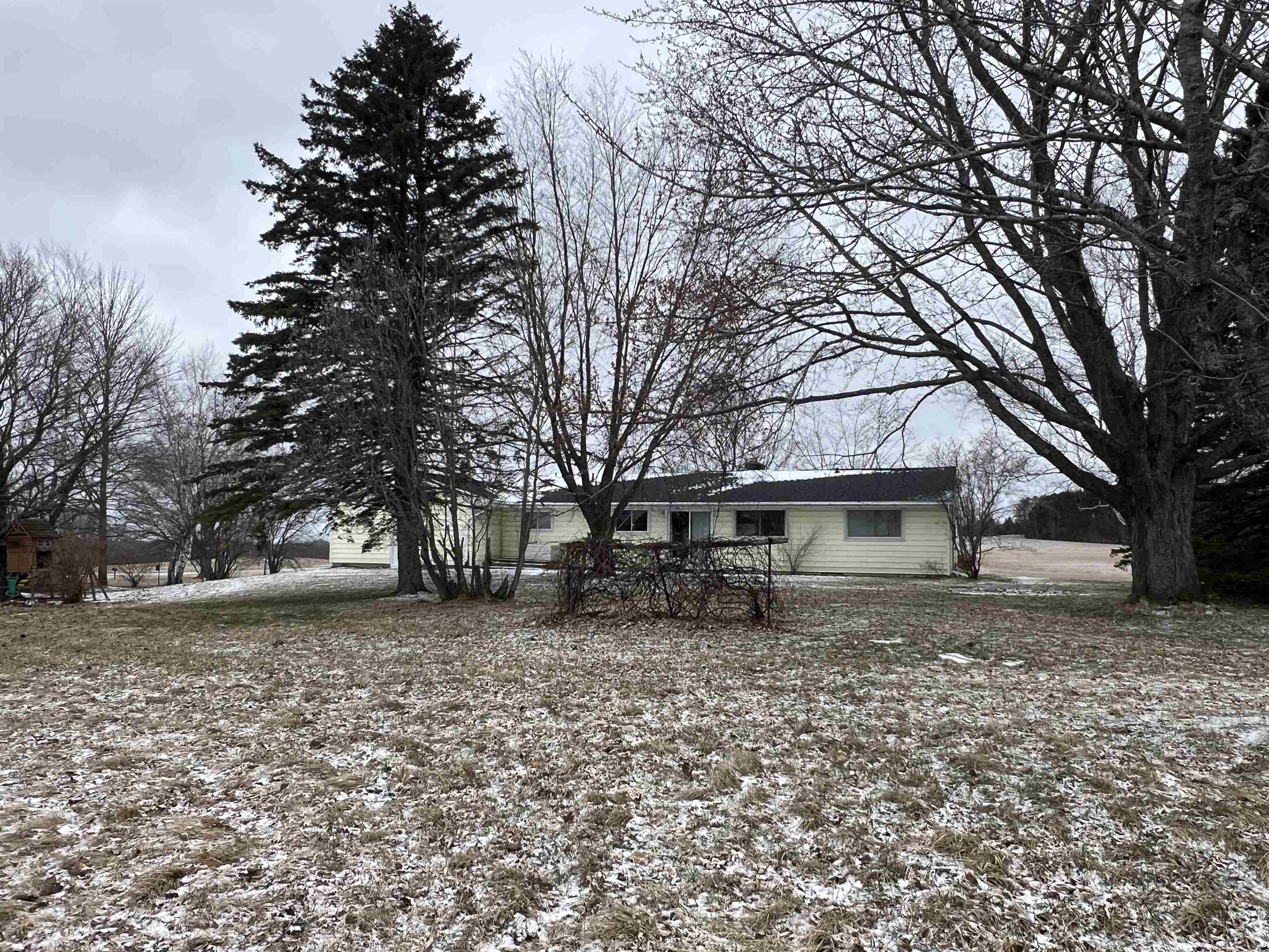 10337 47 Road Cadillac, MI 49601 - Photo 33 of 39