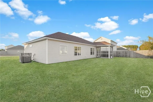 $2,150 | 85 Red Oak Drive, Richmond Hill, GA 31324