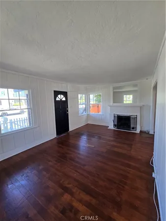 $3,750 | 819 Huntington Street, Huntington Beach, CA 92648