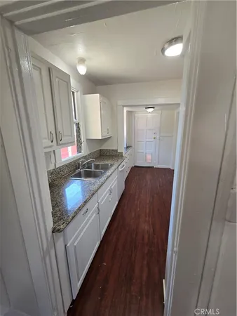 $3,750 | 819 Huntington Street, Huntington Beach, CA 92648