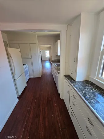 $3,750 | 819 Huntington Street, Huntington Beach, CA 92648