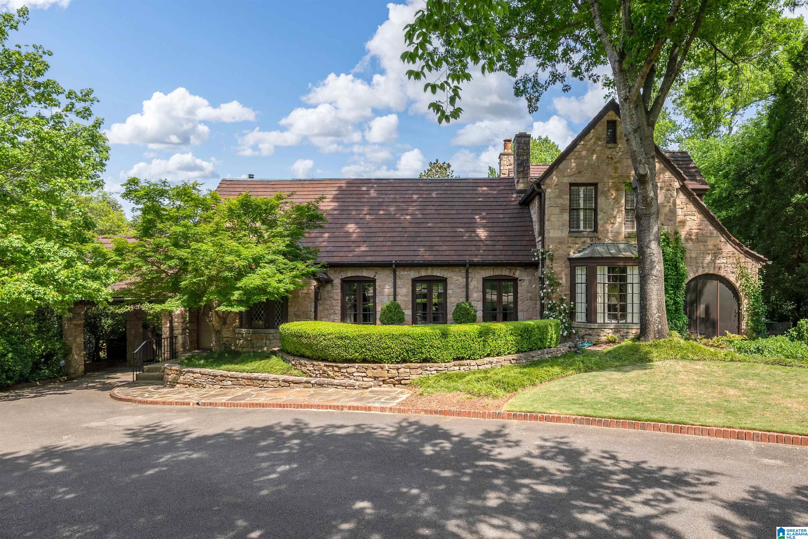 2724 Canterbury Road Birmingham, AL 35223 - Photo 5 of 93