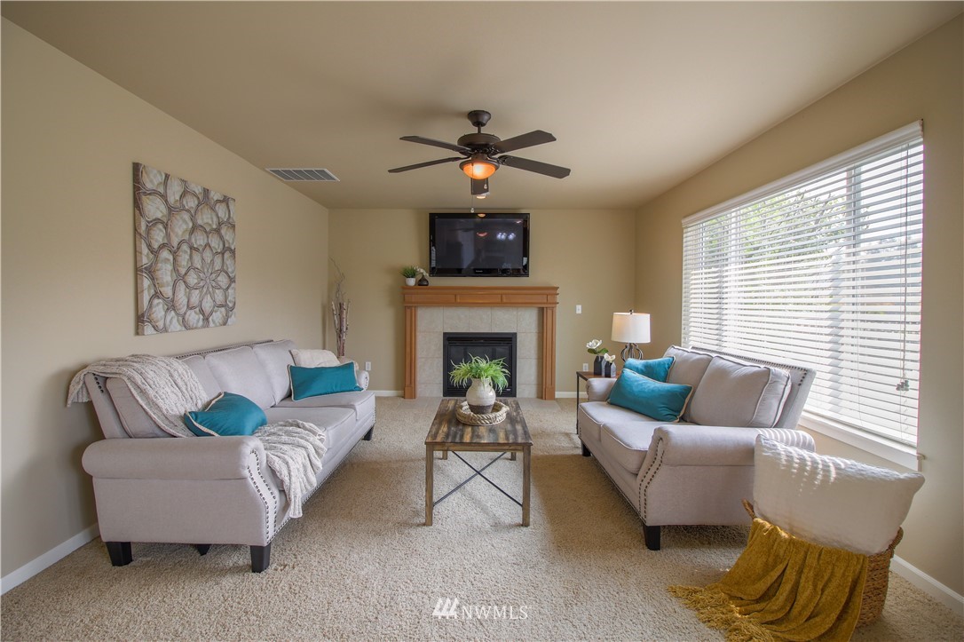 7213 Radius Loop Southeast Lacey, WA 98513 - Photo 5 of 16 Gallery Image 5