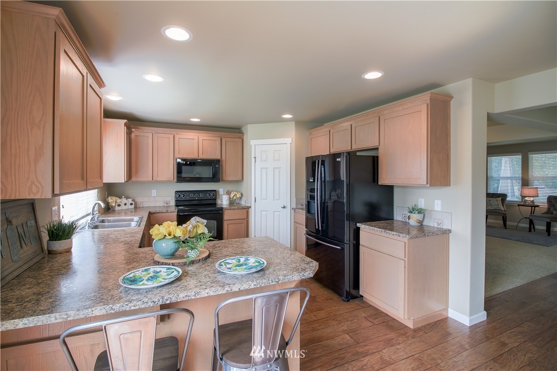 7213 Radius Loop Southeast Lacey, WA 98513 - Photo 7 of 16 Gallery Image 7