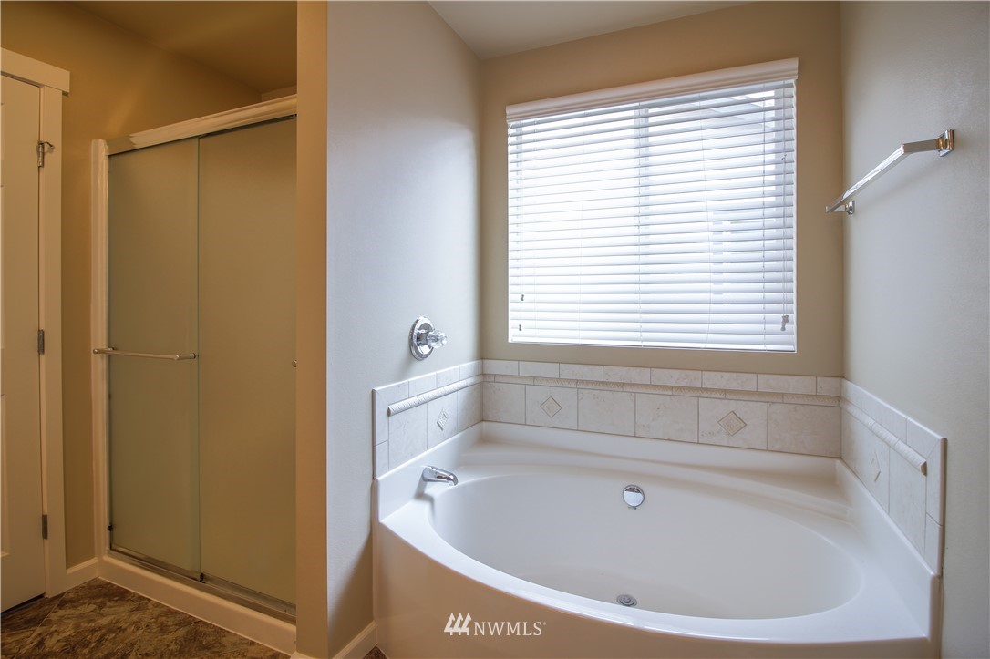 7213 Radius Loop Southeast Lacey, WA 98513 - Photo 10 of 16 Gallery Image 10