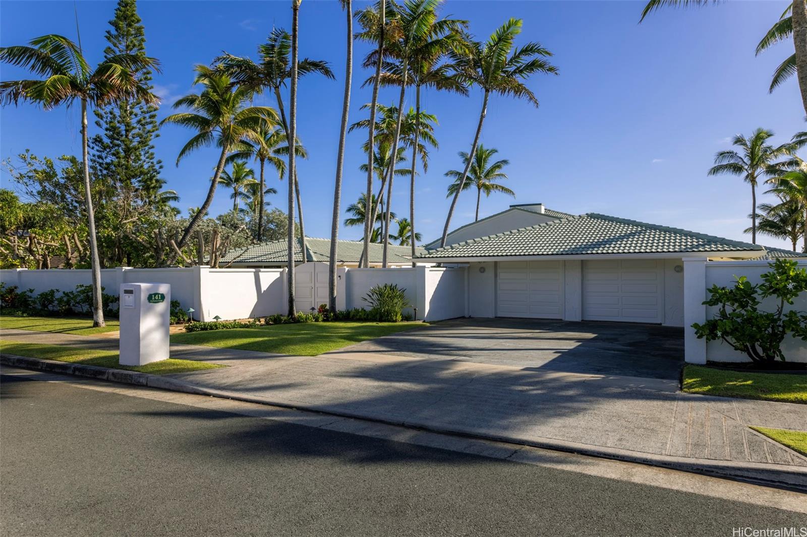 141 Kailuana Loop Kailua, HI 96734 - Photo 5 of 25 The beautiful curb appeal of this home!