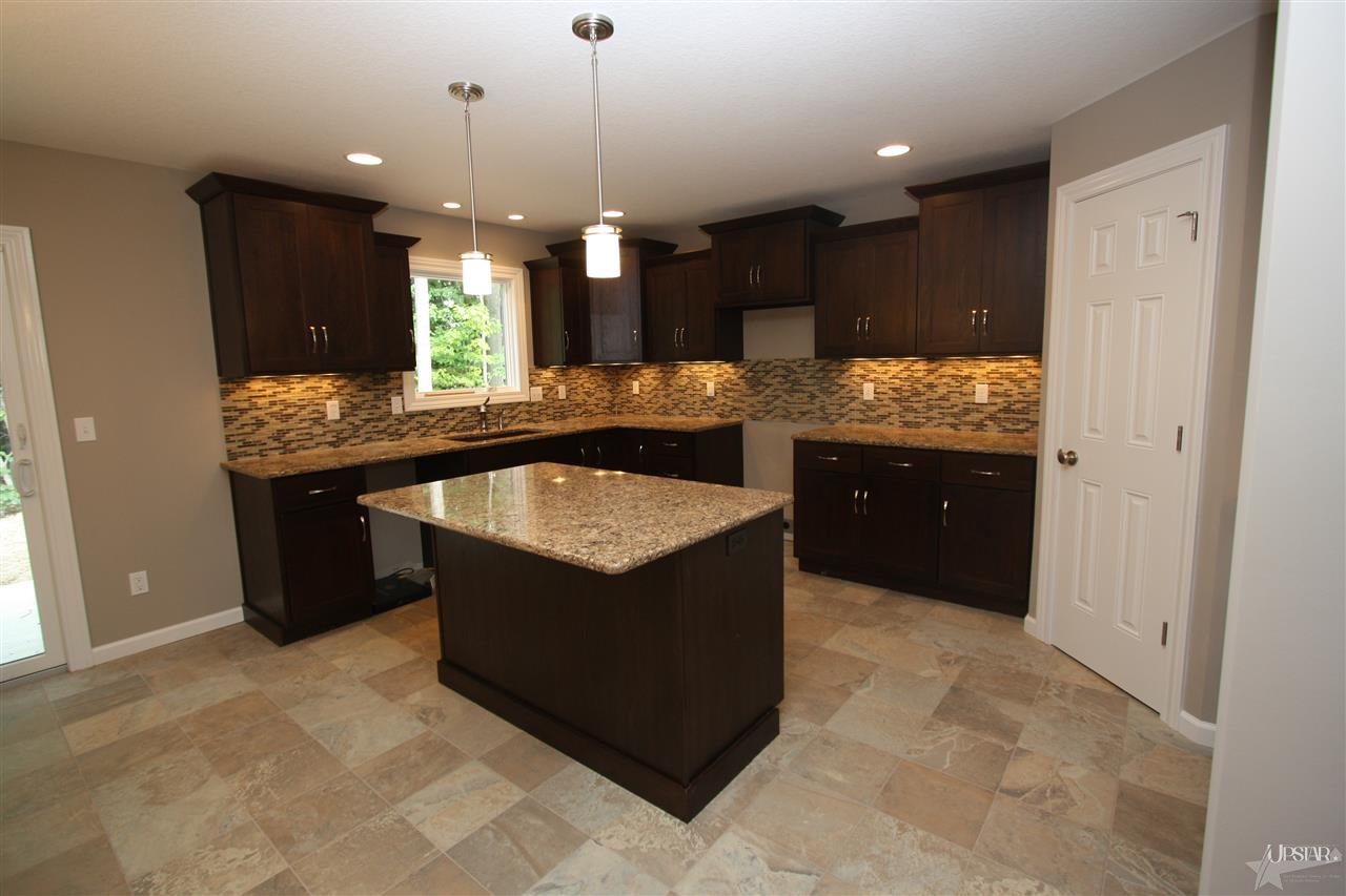 10933 Kress Road Roanoke, IN 46783 - Photo 5 of 6 Gallery Image 5