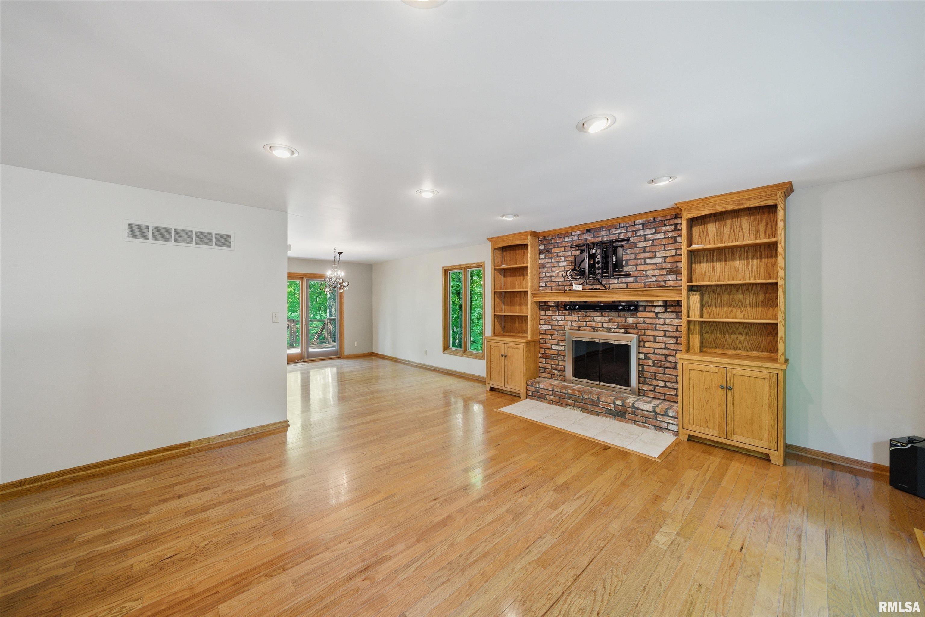 1323 East Truitt Road Chillicothe, IL 61523 - Photo 8 of 96