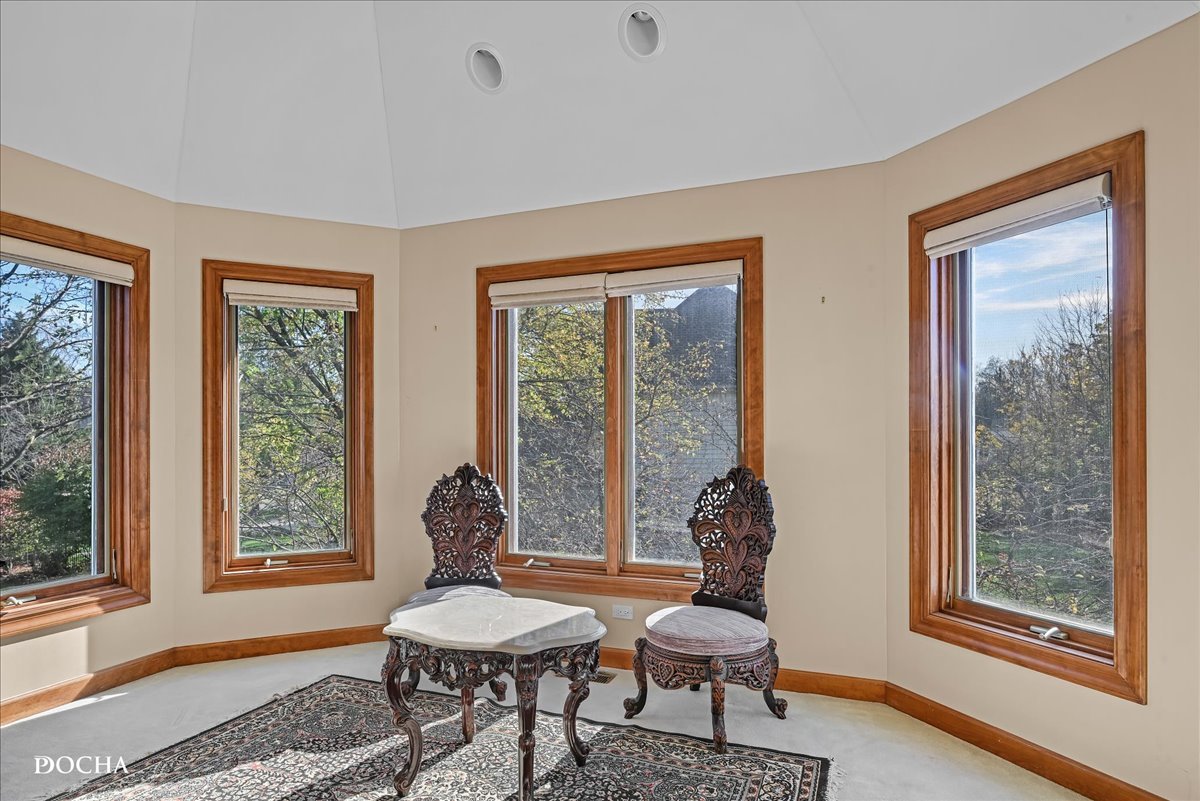 1107 Tuthill Road Naperville, IL 60563 - Photo 25 of 59 a living room with furniture and a window