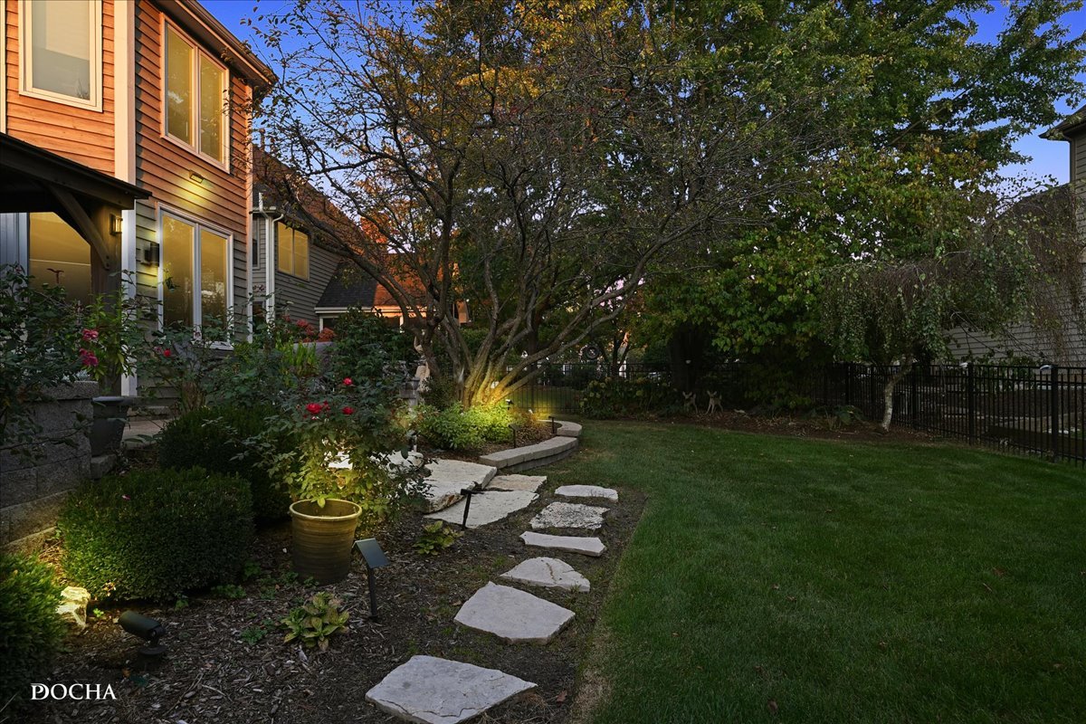 1107 Tuthill Road Naperville, IL 60563 - Photo 55 of 59 a view of a fountain in front of house