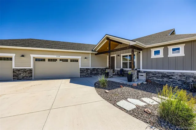 $1,199,000 | 229 High Meadows Loop, Elizabeth, CO 80107