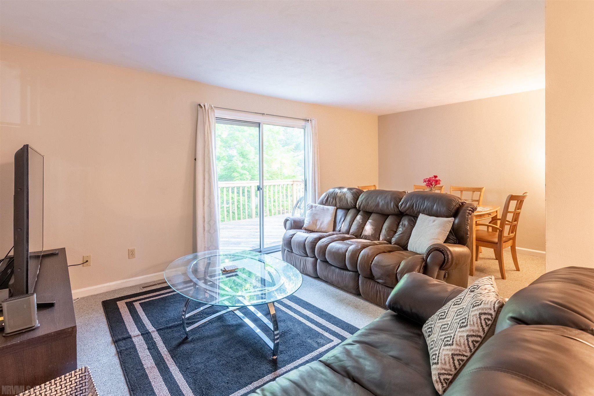 2507 Ridge Road Blacksburg, VA 24060 - Photo 6 of 18 Gallery Image 6