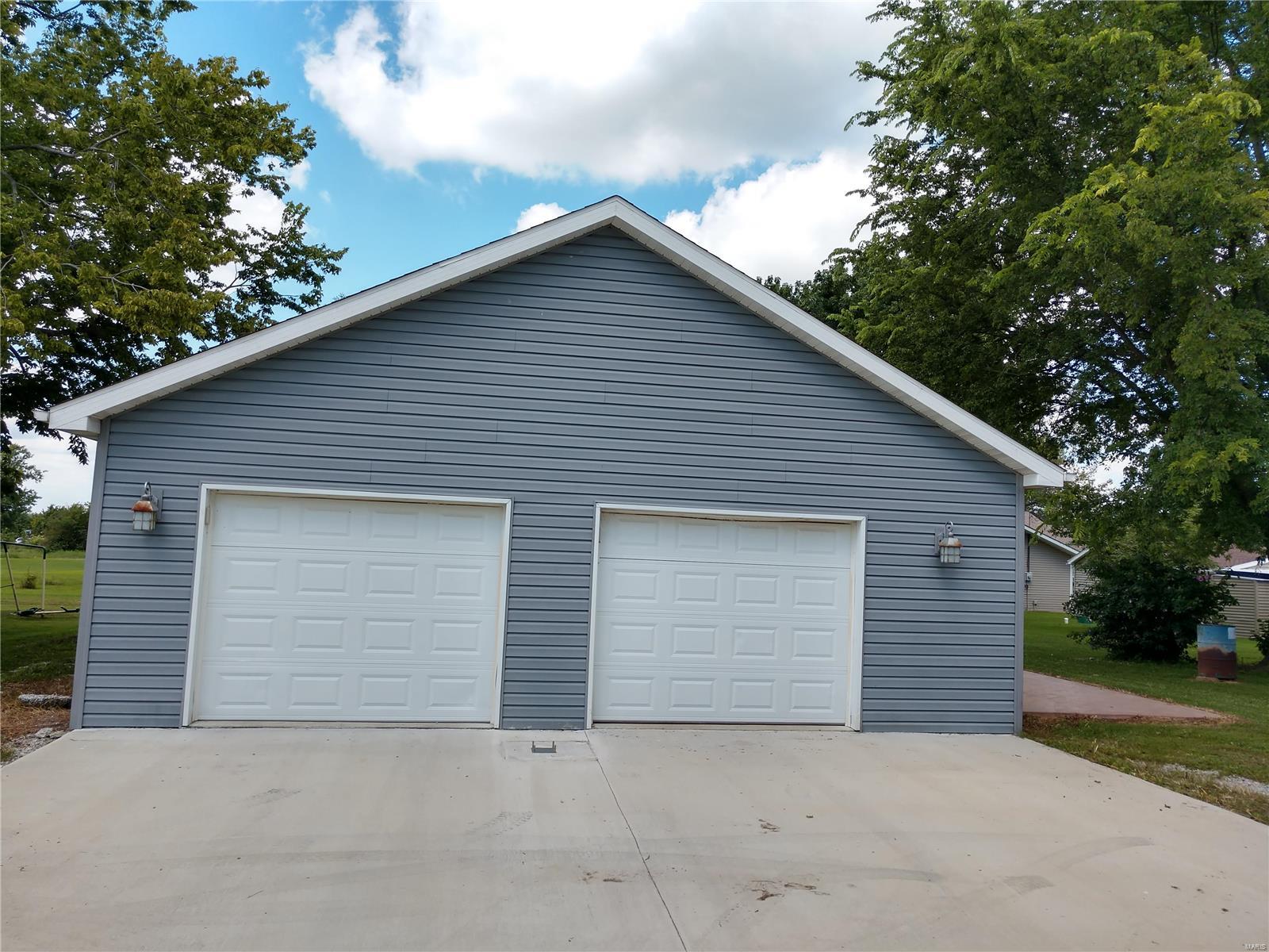 1347 Swanwick-Rice Road Swanwick, IL 62237 - Photo 4 of 25