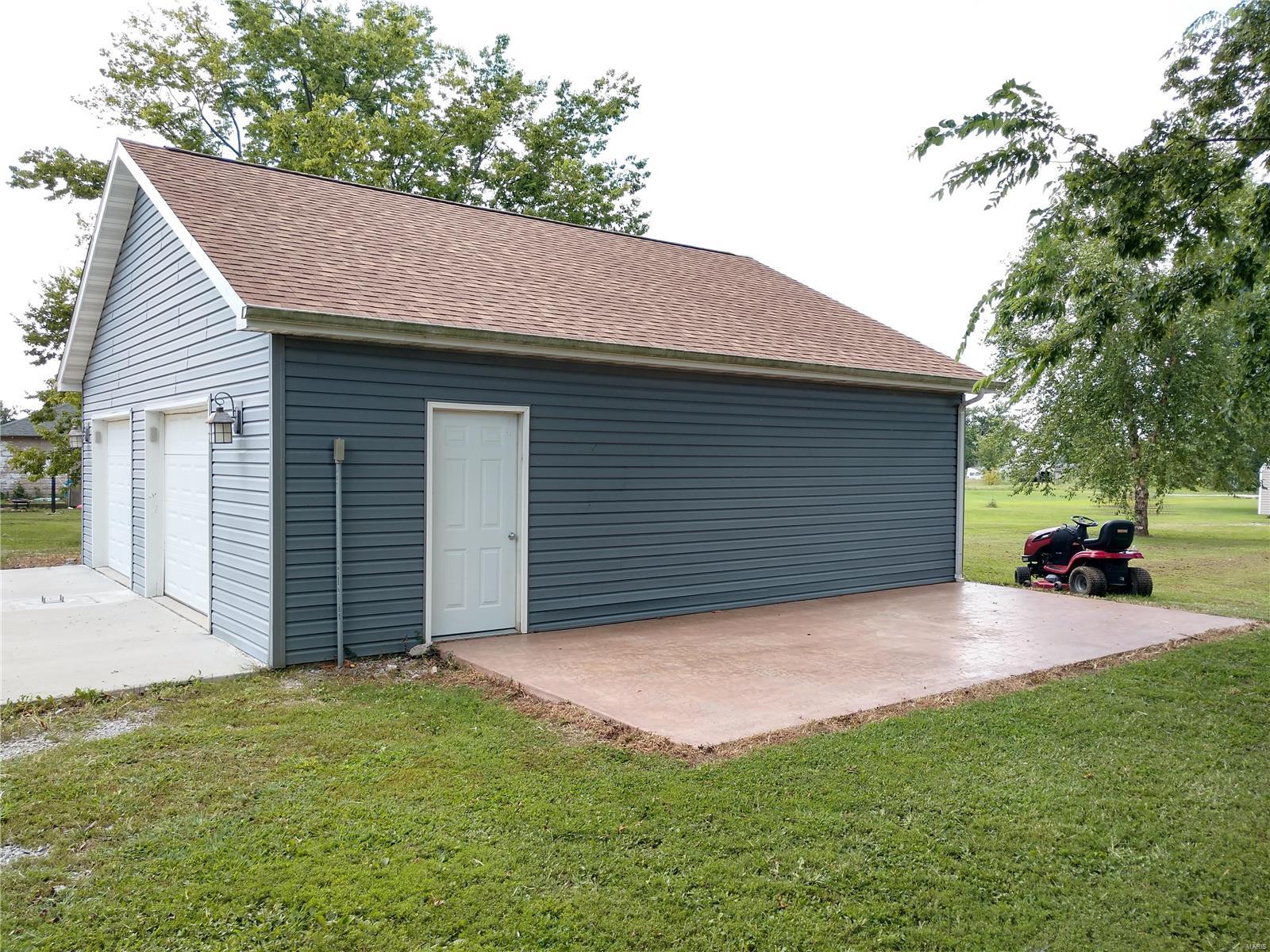 1347 Swanwick-Rice Road Swanwick, IL 62237 - Photo 5 of 25