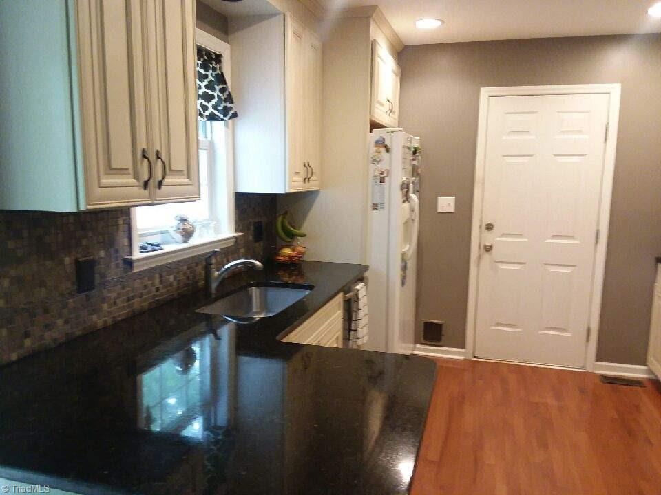 8209 Daltonshire Drive Oak Ridge, NC 27310 - Photo 3 of 8