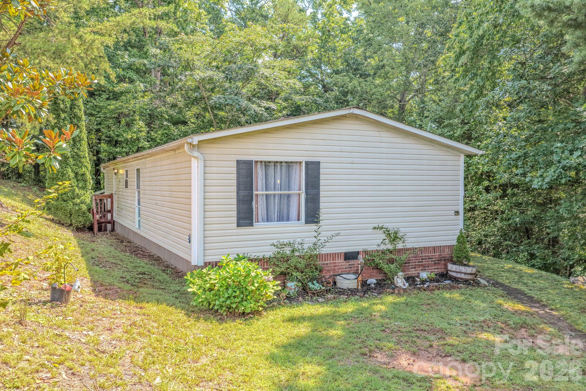 97 Misty Ridge Lane Leicester, NC 28748 - Photo 2 of 48 Gallery Image 2