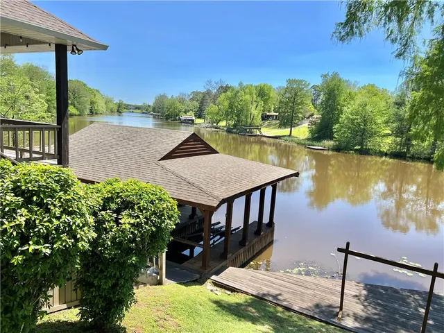 $899,999 | 1707 Cane River Parkway, Natchitoches, LA 71457