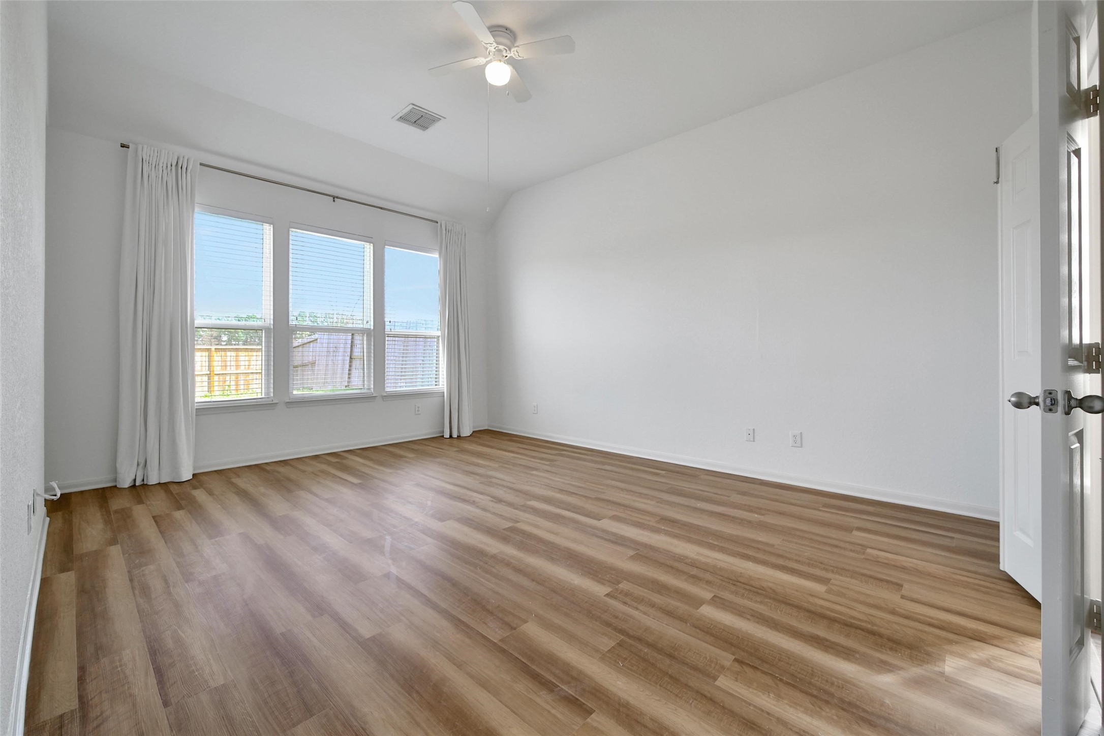 19918 Letchfield Hollow Drive Spring, TX 77379 - Photo 11 of 38