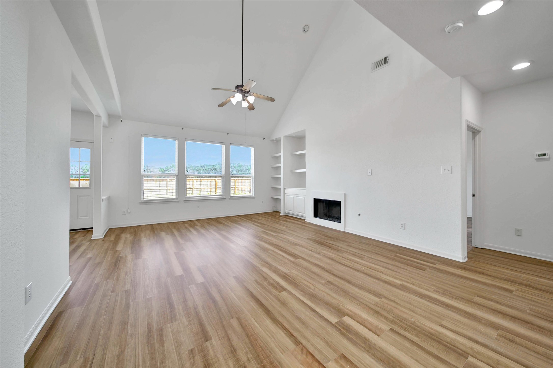 19918 Letchfield Hollow Drive Spring, TX 77379 - Photo 4 of 38