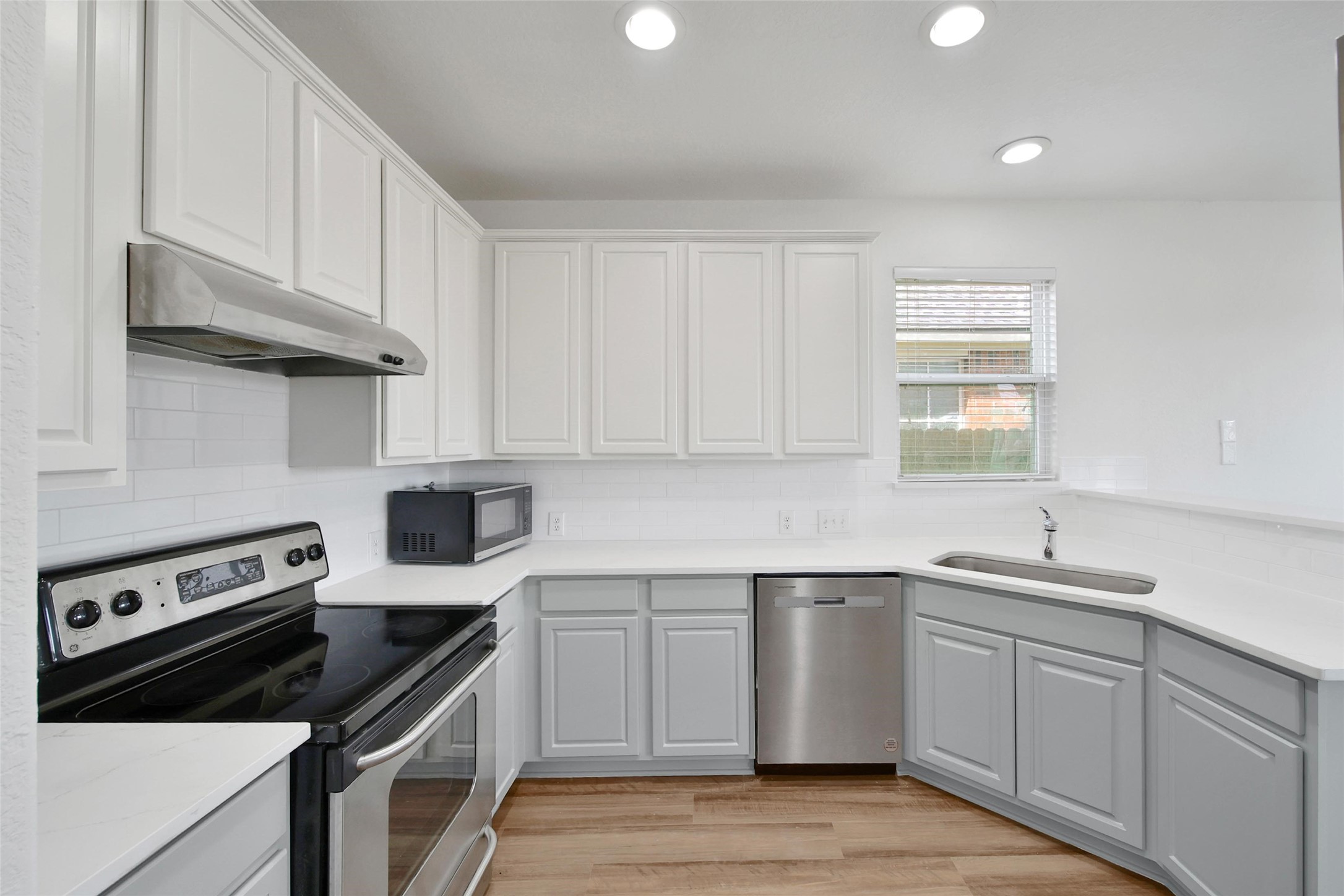 19918 Letchfield Hollow Drive Spring, TX 77379 - Photo 9 of 38