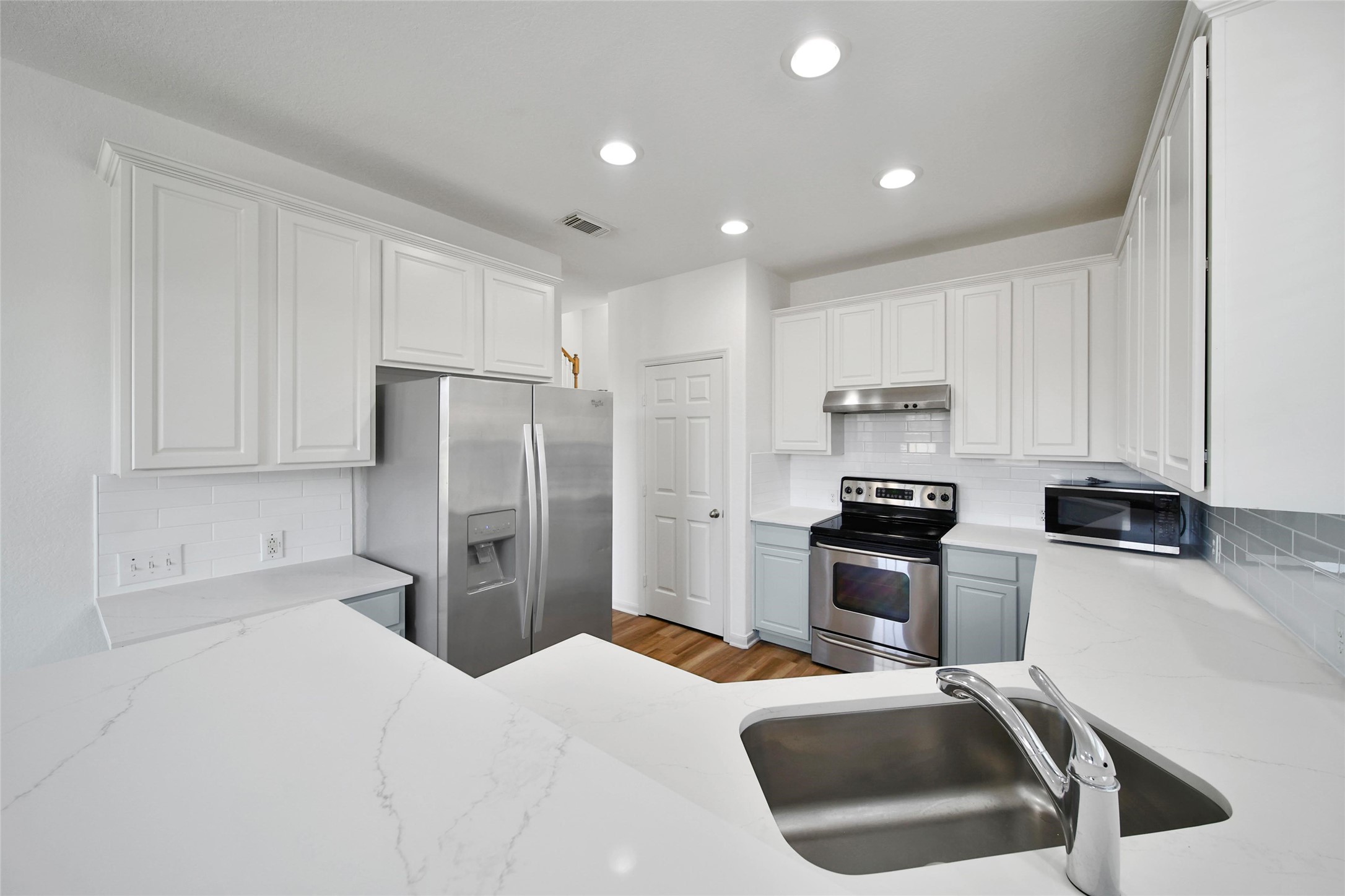 19918 Letchfield Hollow Drive Spring, TX 77379 - Photo 10 of 38