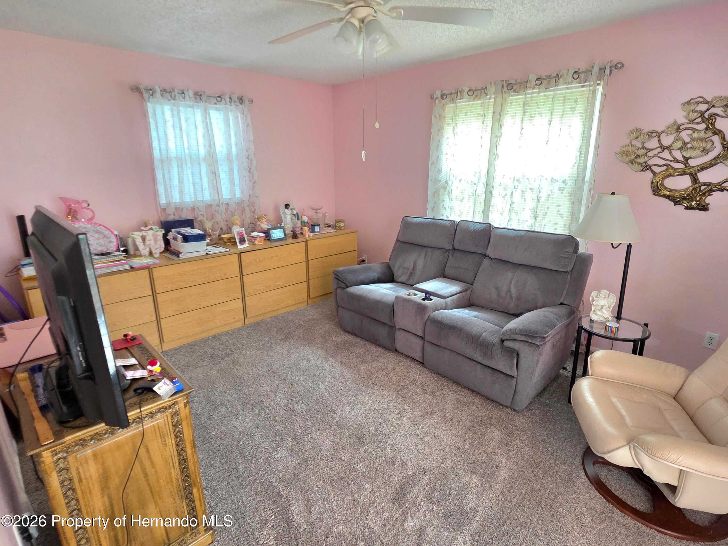 4164 Glade Road Spring Hill, FL 34606 - Photo 10 of 24 Gallery Image 10