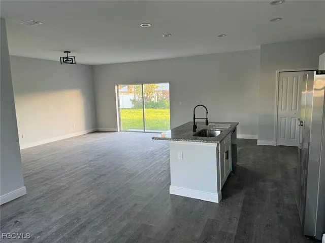 $2,300 | 13363 Drysdale Avenue, Port Charlotte, FL 33981