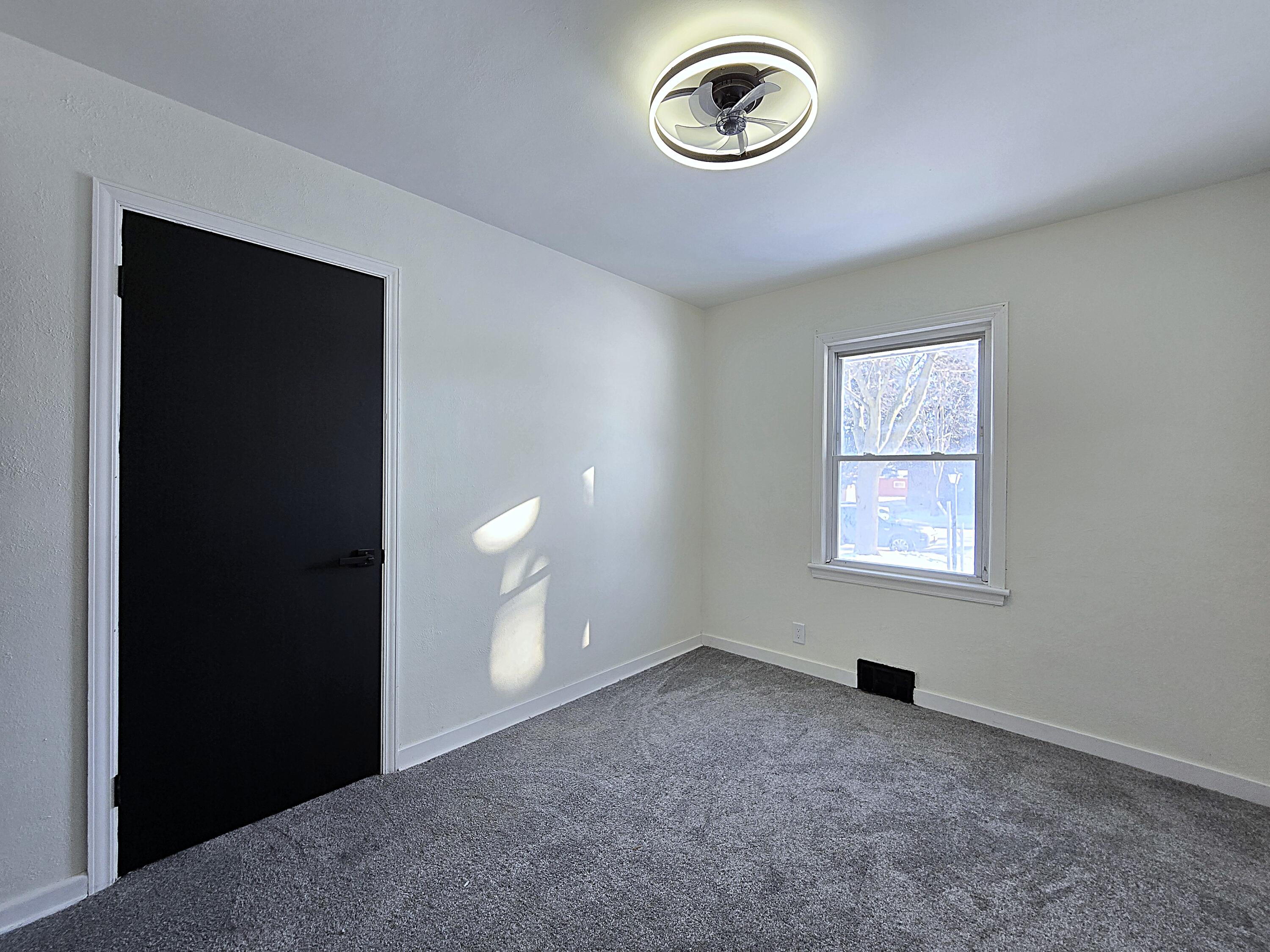 8114 West Congress Street Milwaukee, WI 53218 - Photo 25 of 39 Bedroom 3