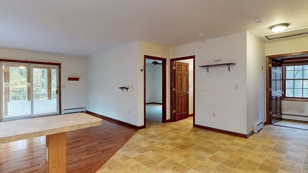 241 North Brookfield Road New Braintree, MA 01531 - Photo 4 of 30