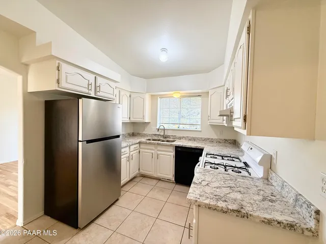 $1,550 | 9490 East Catalina Drive, Unit A, Prescott Valley, AZ 86314