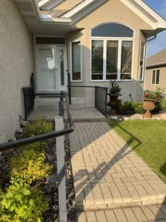 $524,900 | 18070 39th Place North, Plymouth, MN 55446