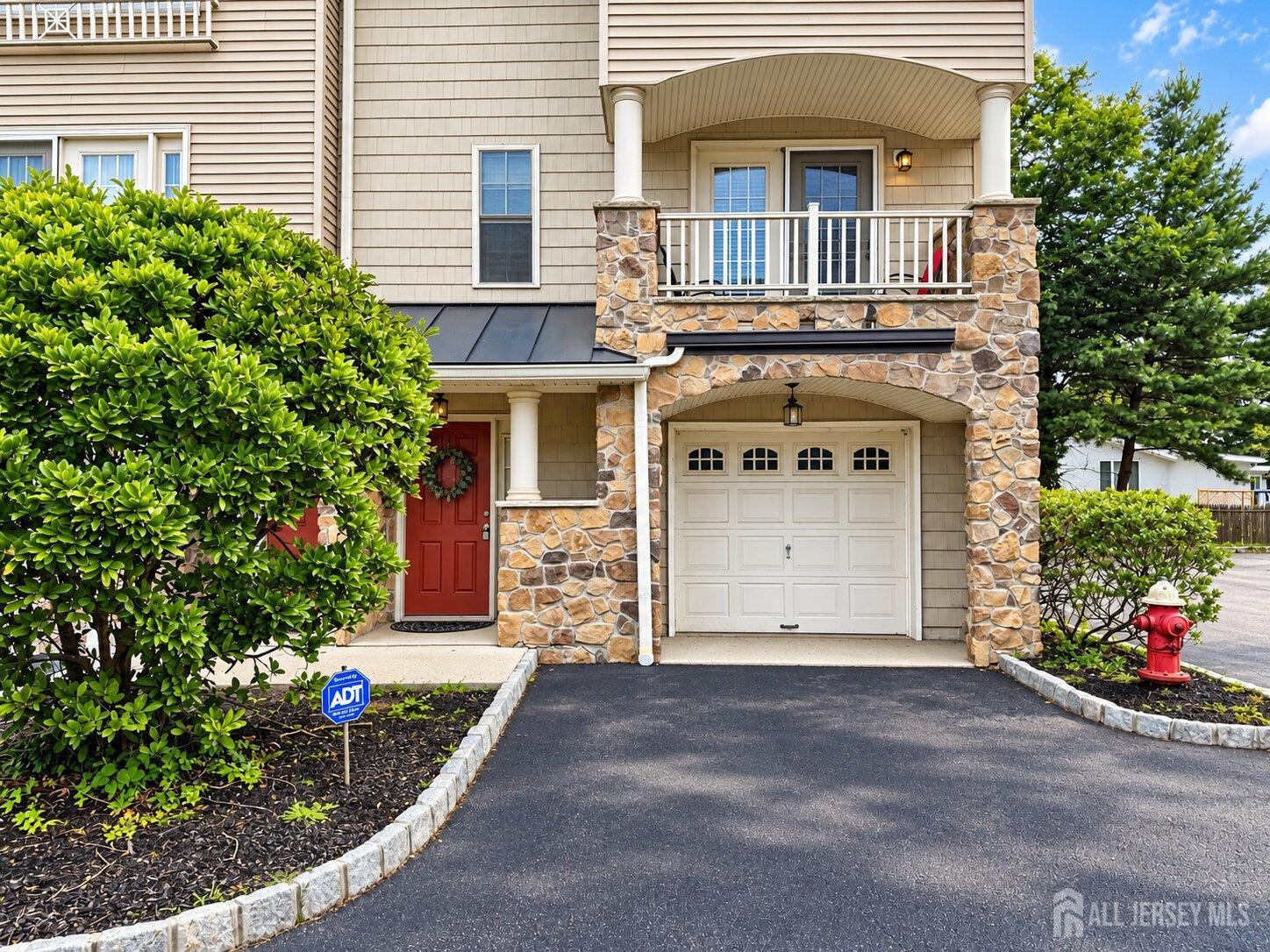 247 River Road Piscataway, NJ 08854 - Photo 2 of 24 Gallery Image 2
