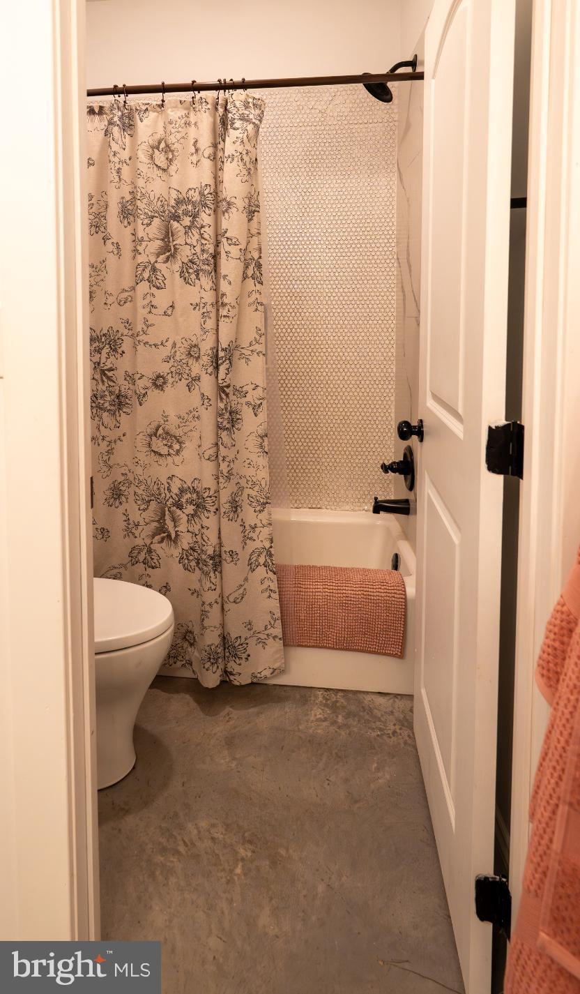 180 Gutshall Road Shippensburg, PA 17257 - Photo 33 of 37 a bathroom with a toilet and a shower