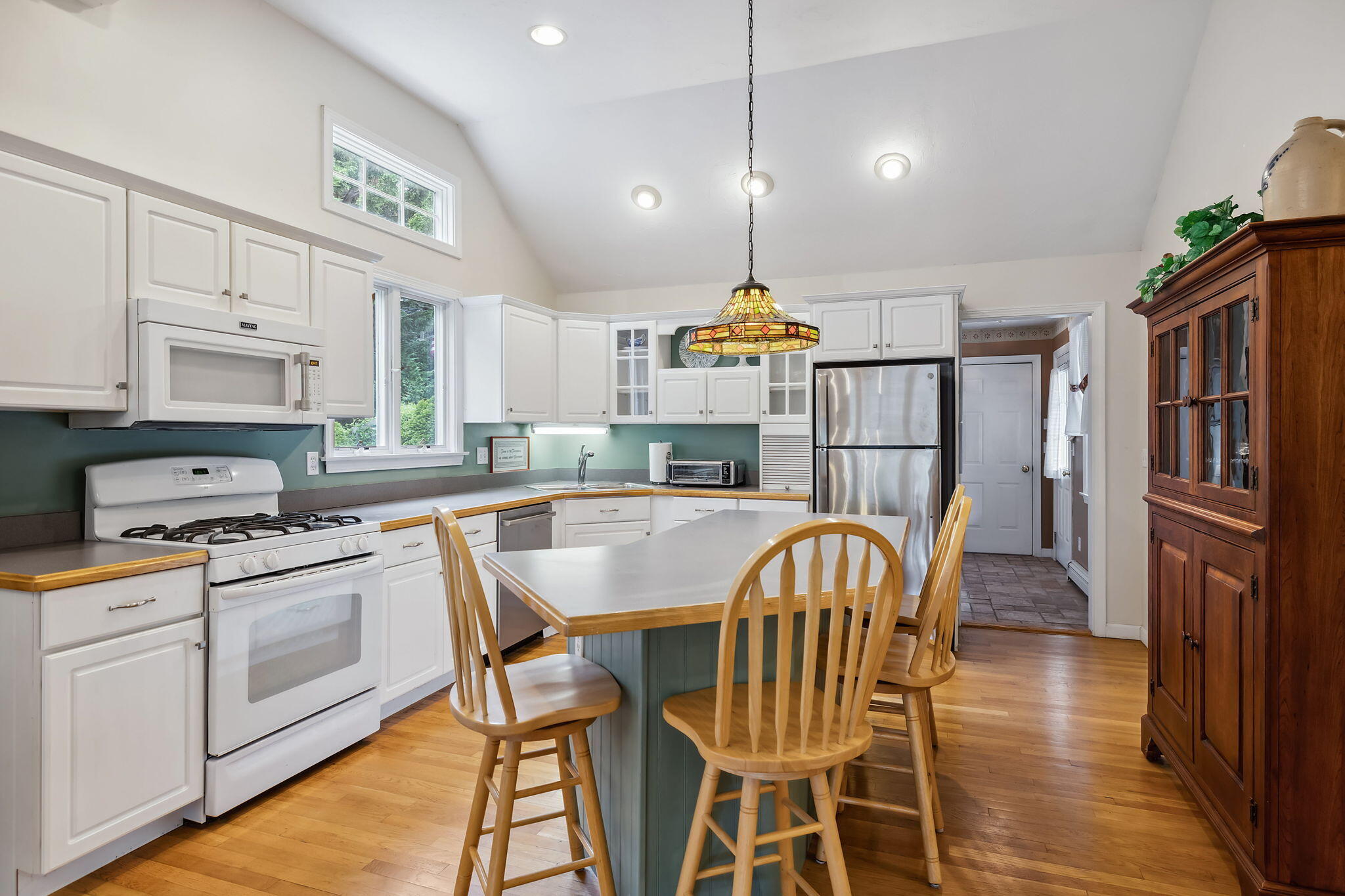 8 Seconsett Point Road Mashpee, MA 02649 - Photo 16 of 52 35-web-or-mls-8 Seconsett Point Final-29