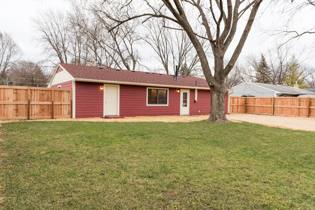 62 Amesbury Road Montgomery, IL 60538 - Photo 15 of 17 Gallery Image 15