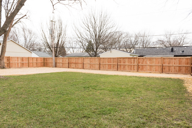 62 Amesbury Road Montgomery, IL 60538 - Photo 16 of 17 Gallery Image 16