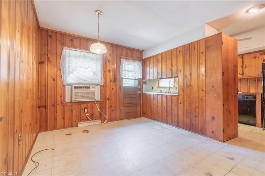 2335 Meredith Road Pfafftown, NC 27040 - Photo 5 of 18 Gallery Image 5