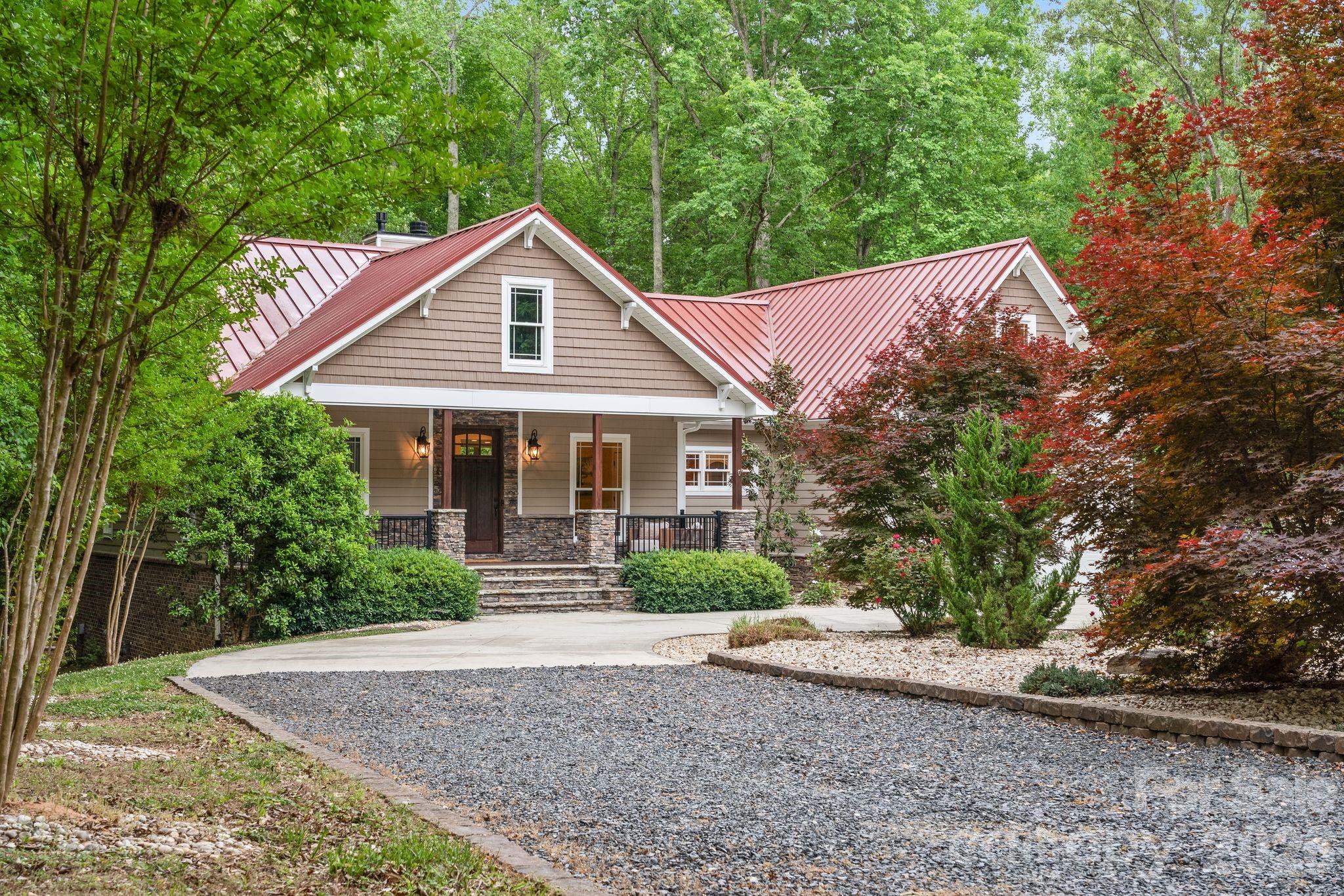 2599 Highway 557 Clover, SC 29710 - Photo 4 of 48