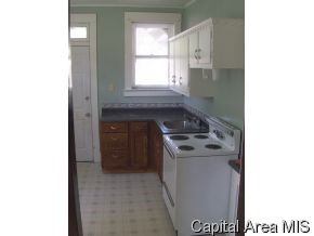 619 South 5th Street Springfield, IL 62703 - Photo 3 of 12